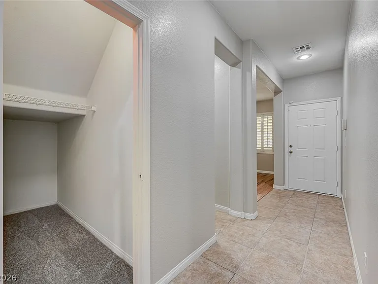 964 Wagner Valley St — Photo 17