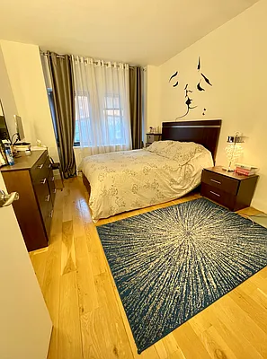 Rented by NY Living Solutions | media 14