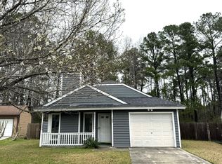 105 Traders Station Rd, Summerville, SC 29486