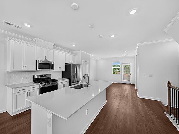 3rd image of 336 Diversity Way