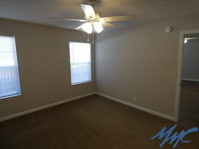 1114 Melvin Dr — Photo 10