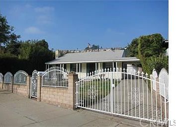 1st image of 801 El Mercado Ave