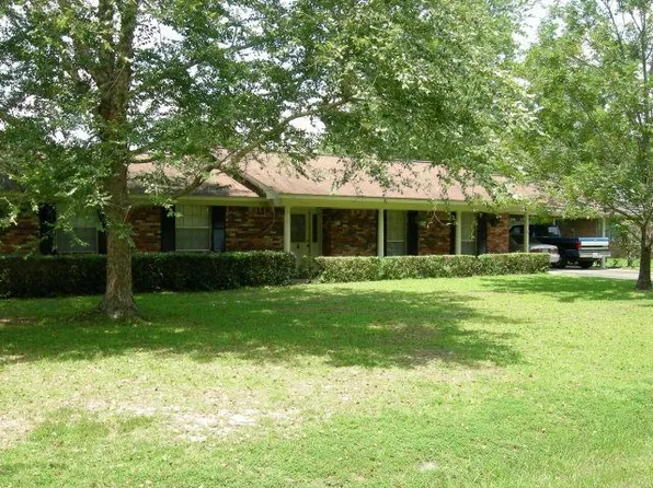 111 Browning Cir, Picayune, MS 39466