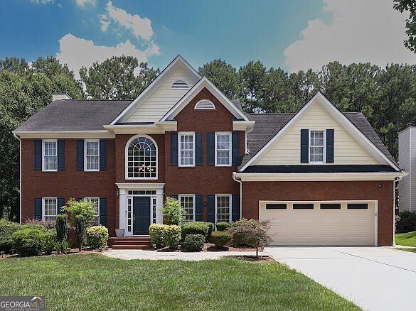 1st image of 353 Lake Forest Ct