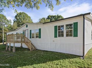 2807 Clouds Rd, New Tazewell, TN 37825