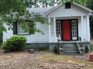 1043 E Tugalo St #17, Toccoa, GA 30577