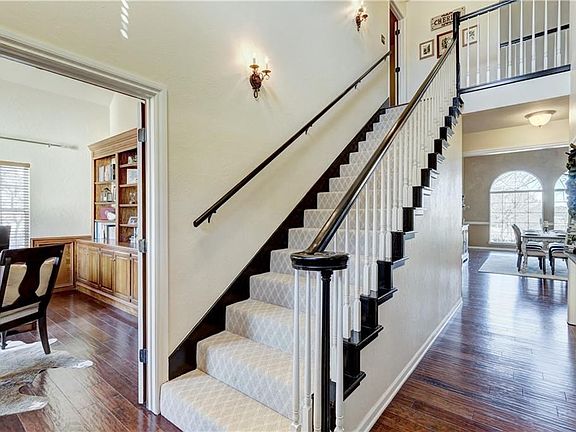 Gorgeous entry with study to the left-- formal living area straight ahead --formal dining to the right