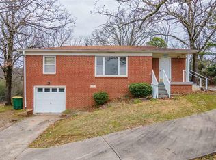 126 Sunset Dr, N Little Rock, AR 72118
