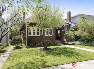1749 Washington Ave, Wilmette, IL