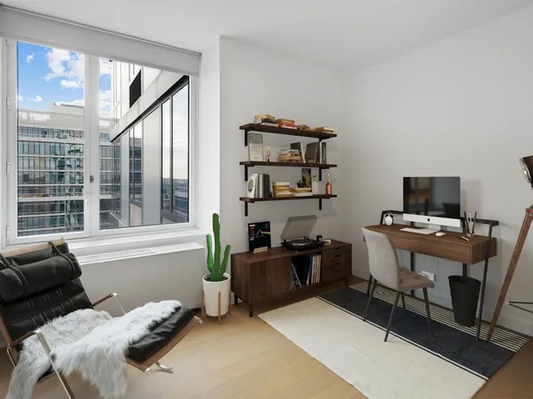 1 North 4th Place image 4 of 23