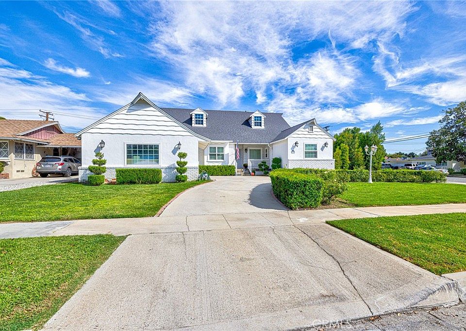 1st image of 3607 Broadmoor Blvd