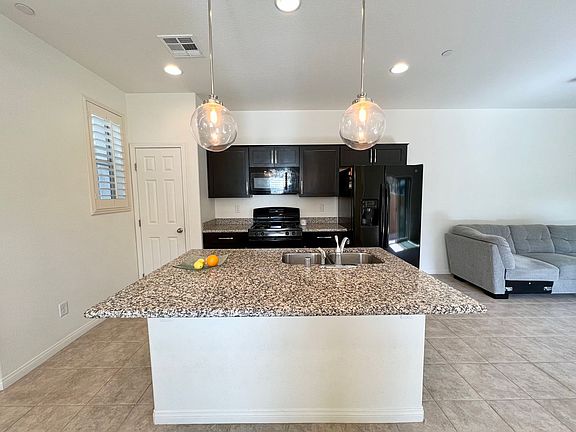 5th image of 72 Alla Breve Ave