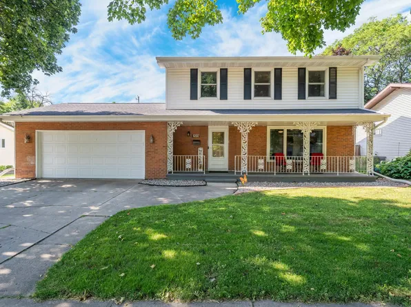 1207 W Grant St, Appleton, WI 54914