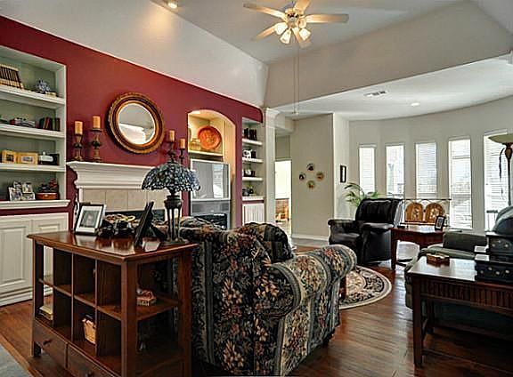 5th image of 2408 Aramic Ct