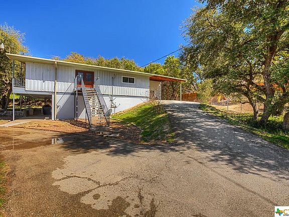 2nd image of 1548 Glenn Dr