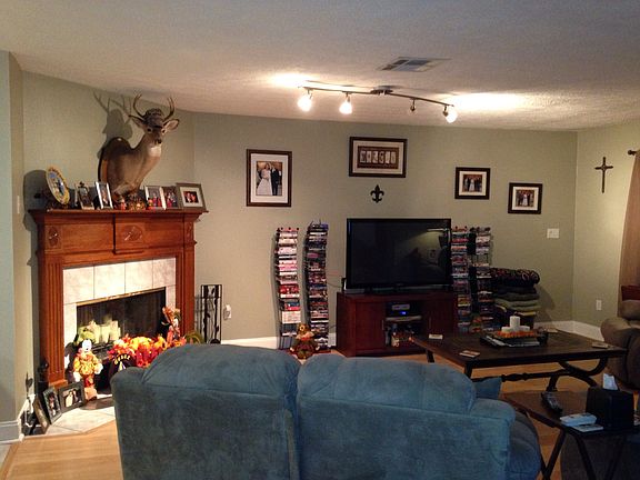 4th image of 551 Giacomo St