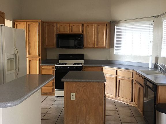 5th image of 1458 S 37th Dr