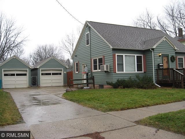 1st image of 305 6th St SE