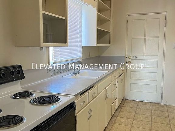 4th image of 244 San Pablo St NE Unit B