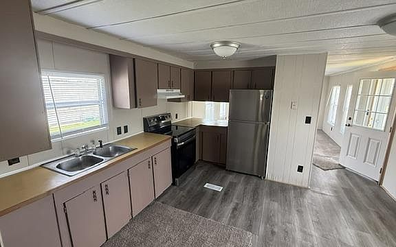 5th image of 226 Beard St #226B