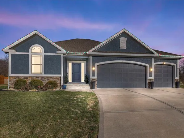 508 NW 110th Ter, Kansas City, MO 64155