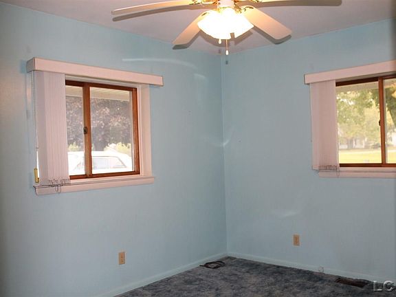 4th image of 610 Murray Dr