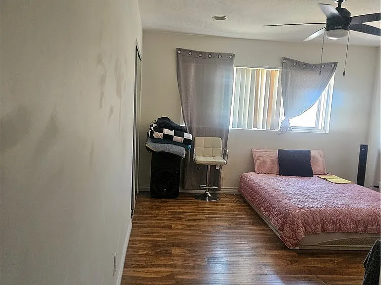 2546 E Park Ln — Photo 15