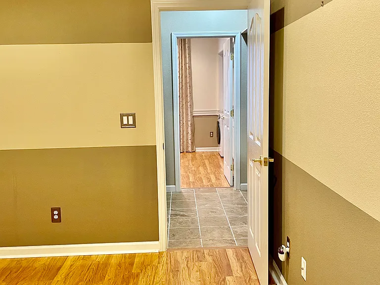 Geraldine Dr — Photo 10