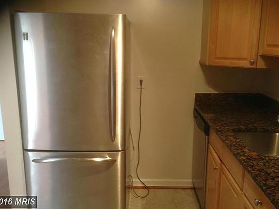 3rd image of 7985 Audubon Ave APT 203