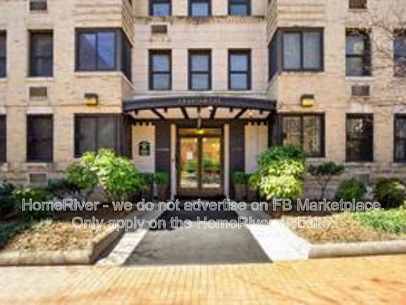 2nd image of 1010 25th St NW APT 511