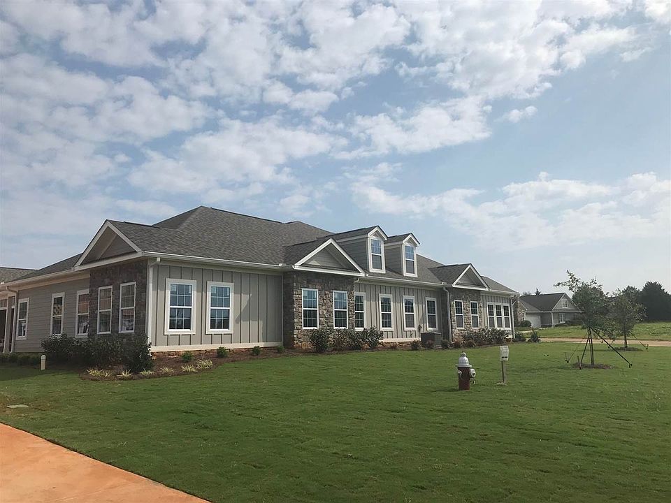 1st image of 415 Nandina Ct