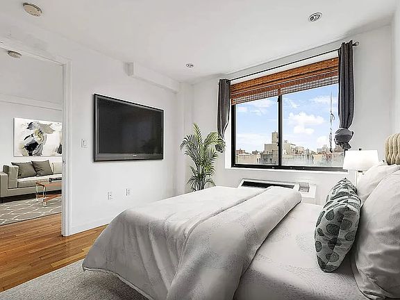 5th image of 2167 2nd Ave #4C