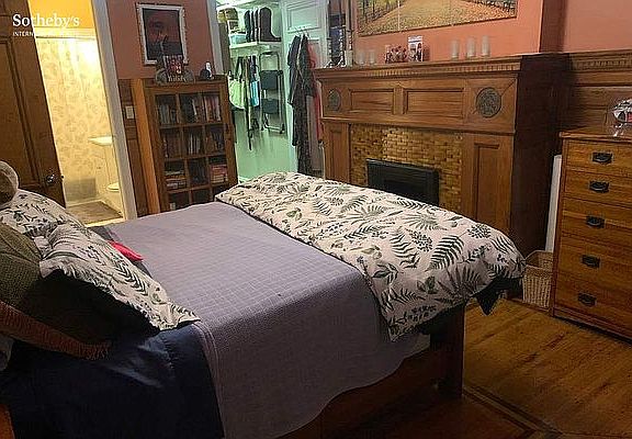 3rd image of 153 W 76th St APT A