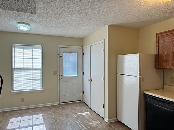 4th image of 2513 Old Russellville Pike APT 3