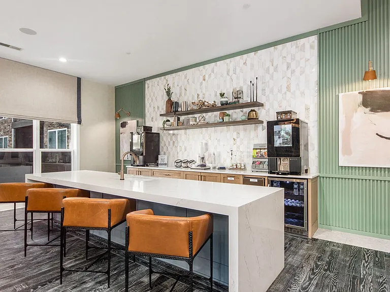 Berkley House — Photo 8