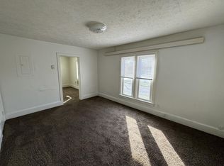 1407 N H St #3, Fremont, NE 68025