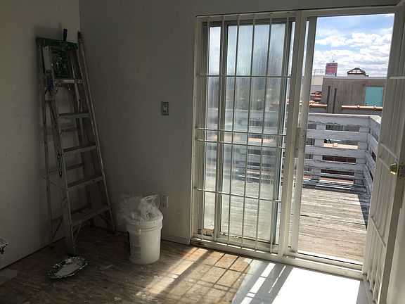 5th image of 538 E 14th St APT 20