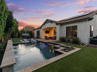 883 E Hampton Ln, Gilbert, AZ 85295