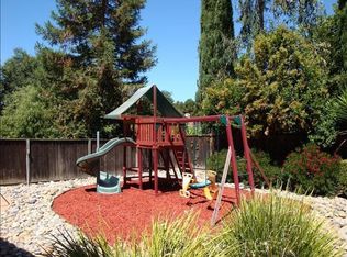 304 Daisyfield Dr, Livermore, CA 94551