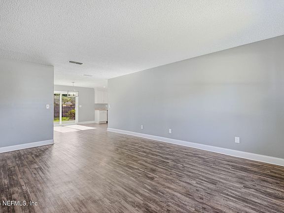 5th image of 437 HAWAIIAN Terrace