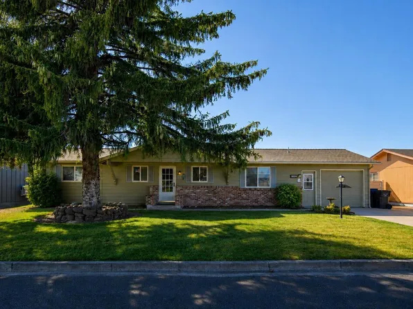1509 NW 8th St, Redmond, OR 97756