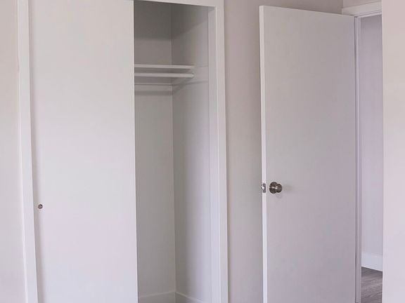 4th image of 5389 W Janette Ave