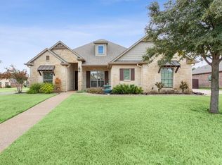 320 Desert Sky Dr, Mc Gregor, TX 76657
