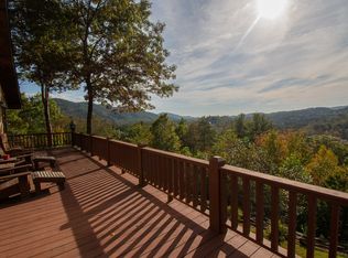 365 Mountain Laurel Ln, Blue Ridge, GA 30513