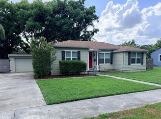 906 Royal Palm Ct, Orlando, FL 32803