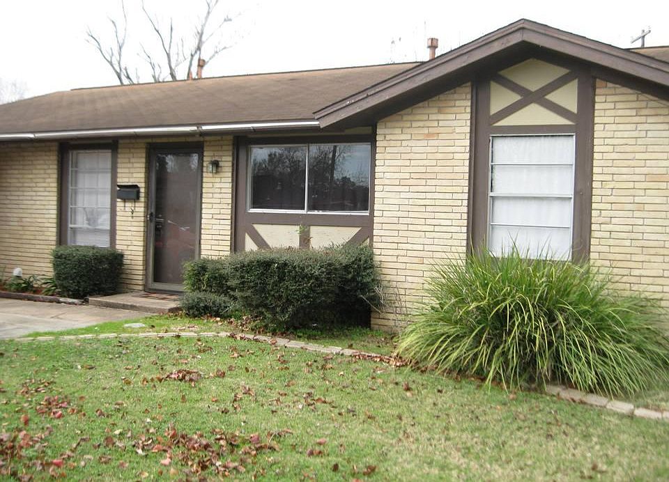 1st image of 3508 Newton Dr