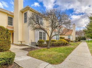 42 Olde Wagon Rd, Warwick, NY 10990