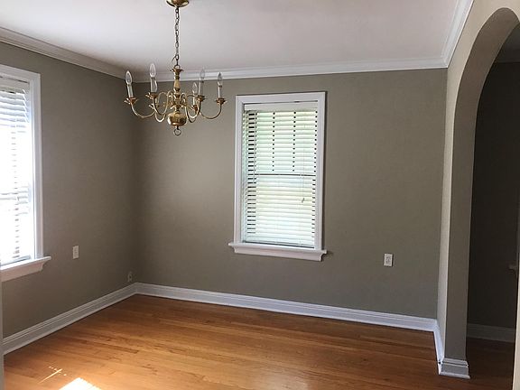 4th image of 7351 Pershing Ave APT 2E