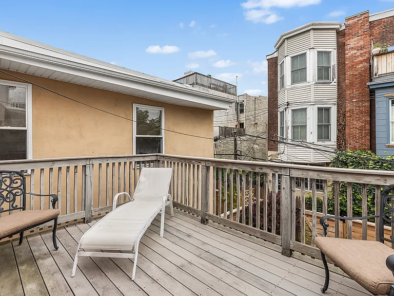 1513 Montrose St — Photo 13