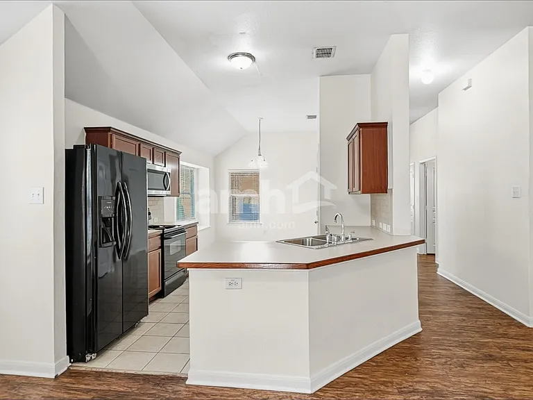 12232 Lamington Dr — Photo 4